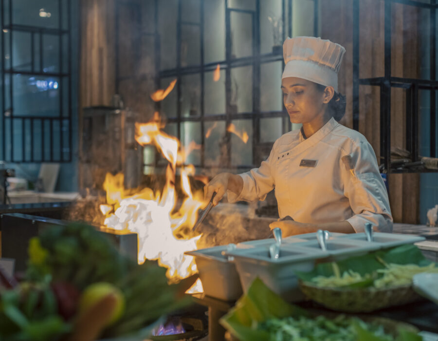Chef cooking at Jaafaiy restaurant, Furaveri Maldives