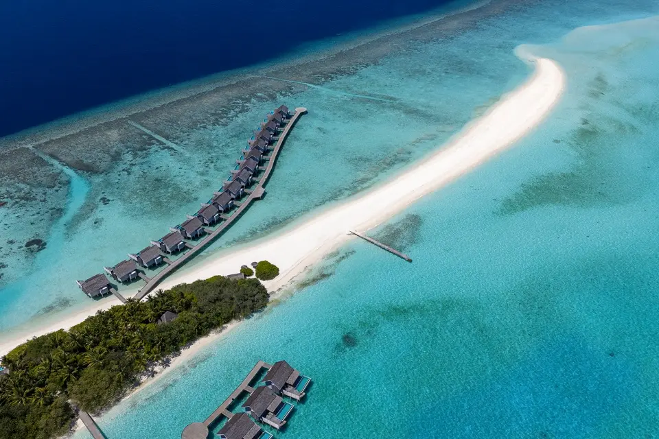 Kuramathi sandbank